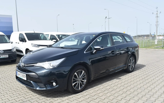 Toyota Avensis cena 56300 przebieg: 120679, rok produkcji 2017 z Olsztynek małe 466